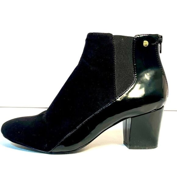 BLACK PATENT & SUEDE CALVIN KLEIN KALA BOOTIES S-8 - Picture 1 of 6